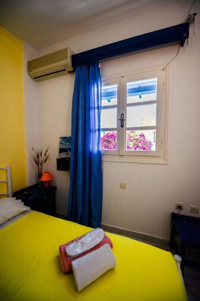 Villa Kostas Perissa  Bagian luar foto