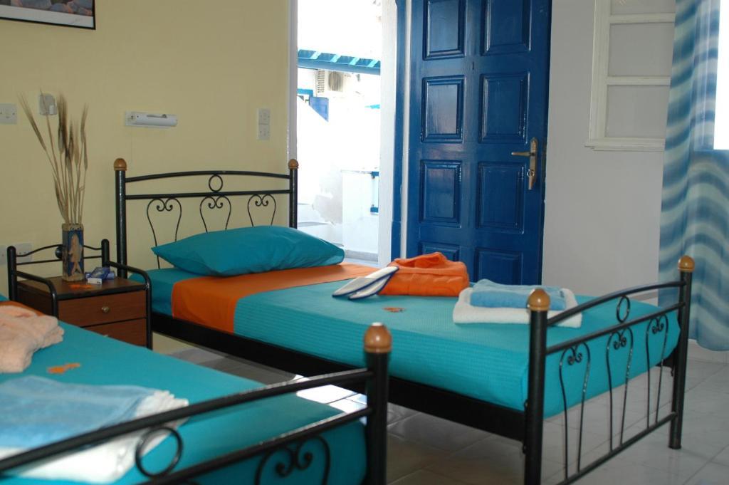 Villa Kostas Perissa  Bagian luar foto